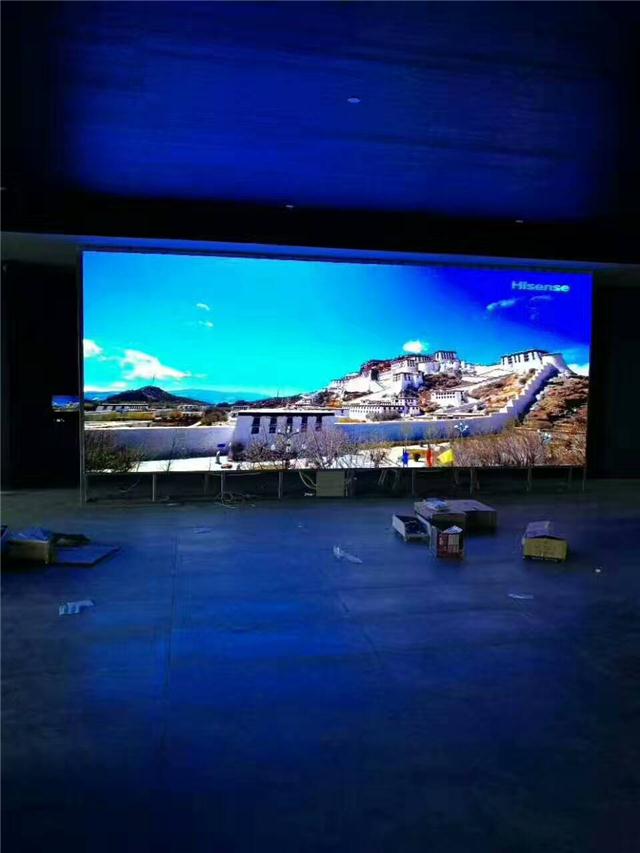 長(zhǎng)安LED電子顯示屏 品牌之光與品質(zhì)之選——深圳市華磊光電有限公司
